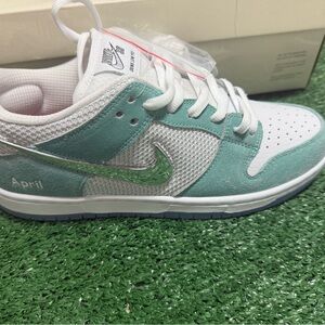 Nike Sb April Dunks